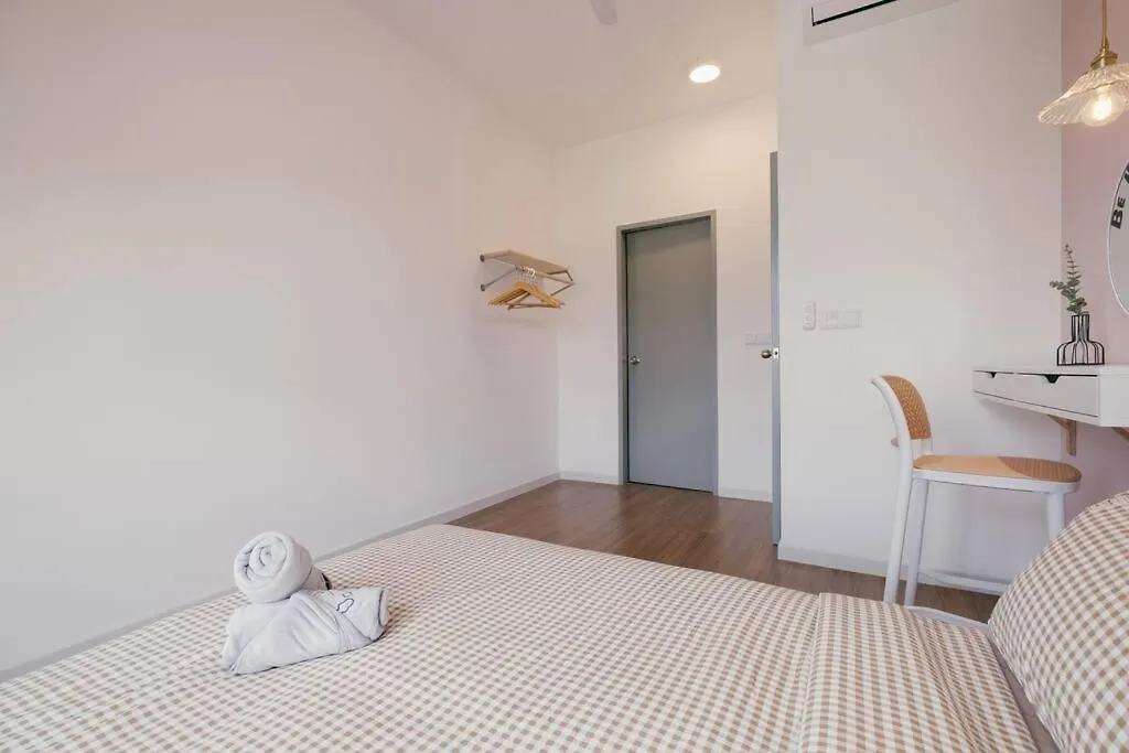 Apartment New!Pink Sweet Nordic Velocity Mrt Mvertica Kuala Lumpur Malaysia