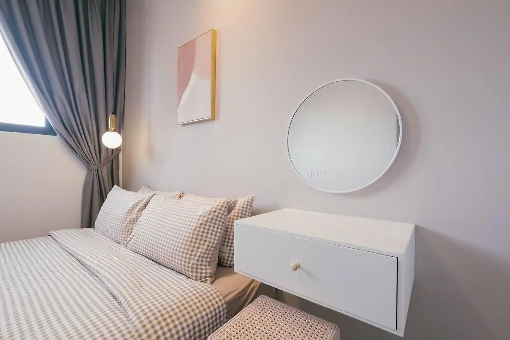 Apartment New!Pink Sweet Nordic Velocity Mrt Mvertica Kuala Lumpur Malaysia
